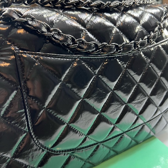 Limited edition gorgeous Chanel bag - Picture 2 of 4